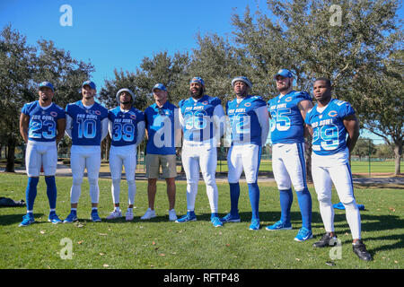 Chicago Bears center Cody Whitehair (65) huddles with teammates against the  New York Giants during an NFL football game Sunday, Oct. 2, 2022, in East  Rutherford, N.J. (AP Photo/Adam Hunger Stock Photo - Alamy