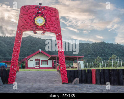 Gateway to Otuwhare Marae, Omaio, East Cape, New Zealand Stock Photo