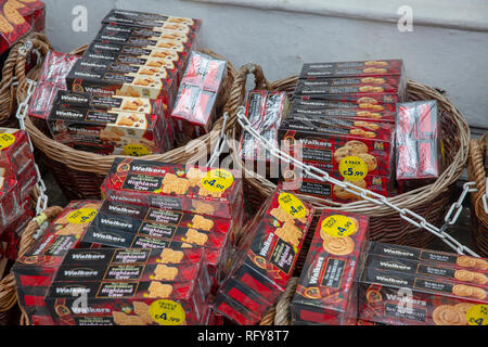 On the Royal Mile in Edinburgh packets of walkers shortbread biscuits on sale in Edinburgh,Scotland Stock Photo