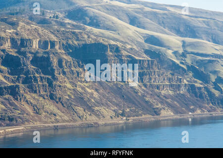 Columbia River Basalt cliffs, on Washington State side of Columbia River. Stock Photo