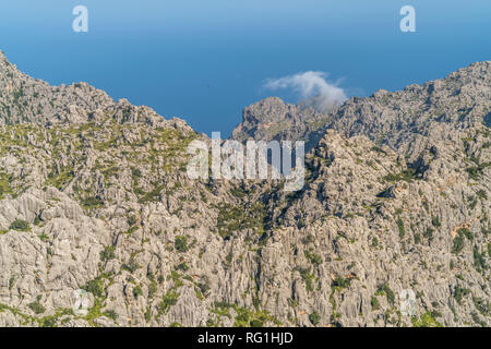 Gebirge der Serra de Tramuntana, Mallorca, Balearen, Spanien  |  Serra de Tramuntana mountain range, Majorca, Balearic Islands, Spain, Stock Photo