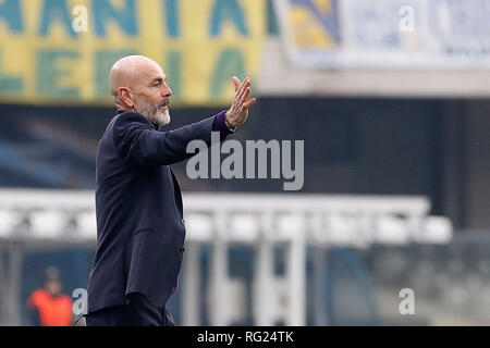 Foto Paola Garbuio/LaPresse 27 gennaio 2019 Verona, Italia sport calcio Chievo Verona  vs Fiorentina- Campionato di calcio Serie A TIM 2018/2019 - stadio Bentegodi Nella foto: pioli  Photo Paola Garbuio/LaPresse January 27, 2019 Verona, Italy sport soccer Chievo Verona  vs Fiorentina - Italian Football Championship League A TIM 2018/2019 -  stadio Bentegodi. In the pic: pioli Stock Photo