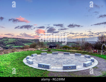 Wirksworth, Derbyshire, UK. 27th Jan, 2019. UK Weather: Skys clear as the sun sets over the StarDisc at Wirksworth before temperatures are due to drop. Wirksworth, Derbyshire Dales. Credit: Doug Blane/Alamy Live News Stock Photo