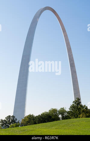 Gateway Arch on a beautiful Summer morning.  St. Louis, Missouri Stock Photo
