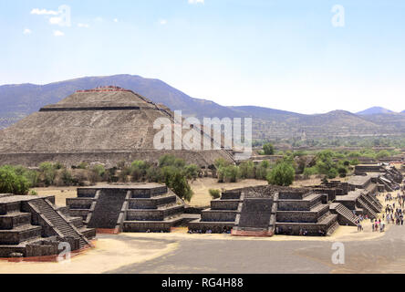 View from the Pyramid of Moon towards the Pyramid of Sun and Avenue of Dead, Teotihuacan ancient historic city, Mexico, North America. UNESCO world he Stock Photo
