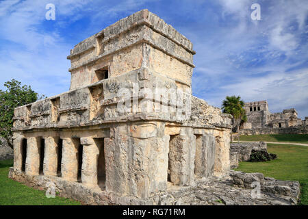El Castillo or Temple of Kukulcan pyramid in Chichén Itzá, Yucatan, Mexico Stock Photo