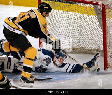 Ray bourque 1999 hi-res stock photography and images - Alamy