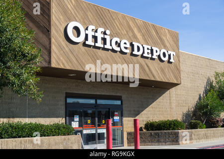 January 31, 2018 Sunnyvale / CA / USA - Entrance to one of the Office Depot stores located in San Francisco bay area Stock Photo