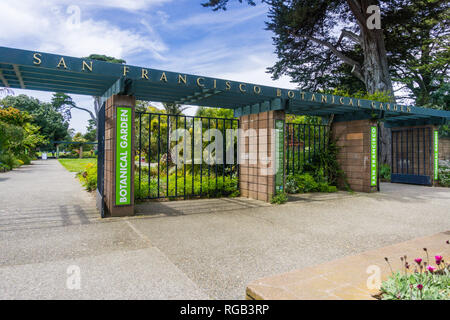 May 6, 2018 San Francisco / CA / USA - Entrance to the San Francisco Botanical Garden located in Golden Gate Park Stock Photo