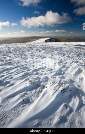 Bannau Sir Gaer ridge in winter from Fan Foel, Black Mountain, Brecon Beacons, Powys, Wales Stock Photo