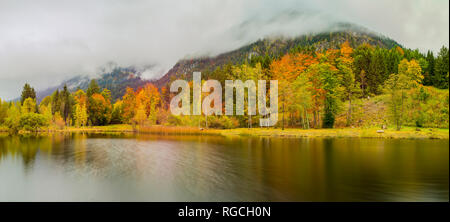 Moorweiher bei Oberstdorf, dahinter der Schattenberg, 1845m, Oberallgaeu, Allgaeu, Bayern, Deutschland, Europa Stock Photo