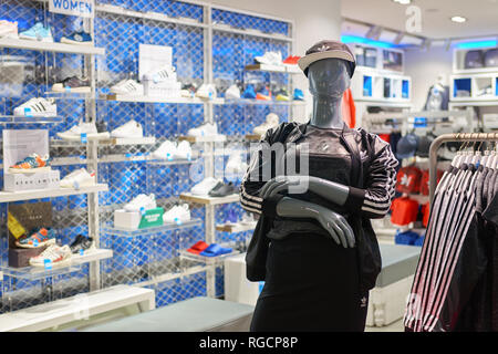 adidas outlet changi