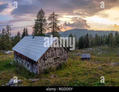 Austria, Ausseer Land, Wooden huts in the mountains Stock Photo