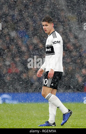 London, UK. 29th January, 2019. Tom Cairney of Fulham during the Premier League match between Fulham and Brighton and Hove Albion at Craven Cottage, London, England on 29 January 2019. Photo by Carlton Myrie.  Editorial use only, license required for commercial use. No use in betting, games or a single club/league/player publications. Credit: UK Sports Pics Ltd/Alamy Live News Stock Photo