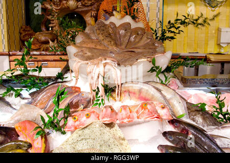 Fish display at Harrods food department Stock Photo