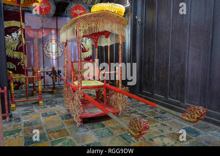 Ornate palanquin at the Hoa Khiem palace, Emperor Tu Duc tomb complex in Hue, Vietnam, Asia Stock Photo