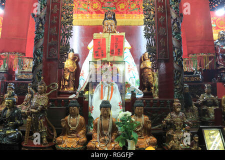 Kwun Yum Temple, 19th Century Tin Hau (Goddess of the Sea) Temple Complex, Yau Ma Tei, Kowloon, Hong Kong, China, Asia Stock Photo