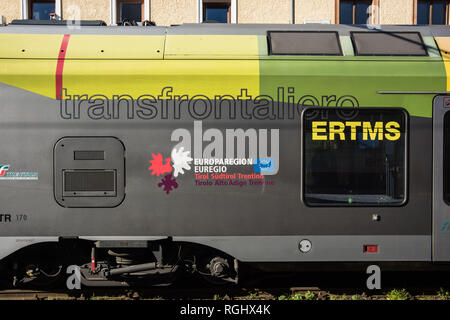 Bahnhof Lienz, grenzüberschreitender Regionalverkehr Tirol, Südtitol, Trentino Stock Photo