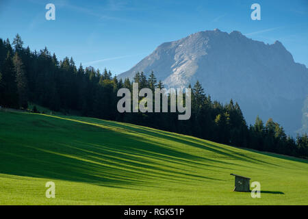 Germany, Bavaria, Berchtesgadener Land, Berchtesgaden Alps, Hochschwarzeck near Ramsau, Watzmann in the background Stock Photo