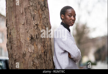 Berlin, Germany. 28th Jan, 2019. Diahala Doucouré works for a Berlin start-up, comes from Mali and spent most of her childhood and youth in a suburb of Paris. After graduating from high school, the 30-year-old decided to take off the headscarf she had been wearing since the beginning of puberty. On the eve of World Hijab Day on 1 February, a global dispute has flared up over whether or not Islamic headgear restricts the freedom of girls and women. Credit: Bernd von Jutrczenka/dpa/Alamy Live News Stock Photo