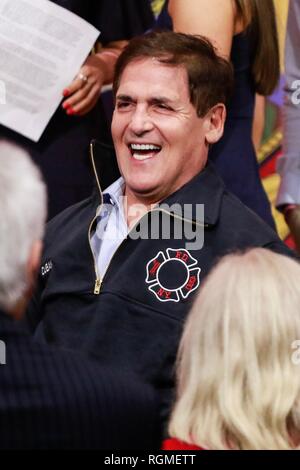 Brooklyn, NY, USA. 30th Jan, 2019. Mark Cuban pictured as Shark Tank investors and Cup Board Pro entrepreneurs, Kaley, Christian and Keira Young, present a donation for the FDNY Foundation, in honor of their father, Keith Young an FDNY firefighter who died last year of a 9/11-related illness. January 30, 2019 at FDNY Headquarters in Brooklyn, New York City. Credit: Diego Corredor/Media Punch/Alamy Live News Credit: MediaPunch Inc/Alamy Live News Stock Photo