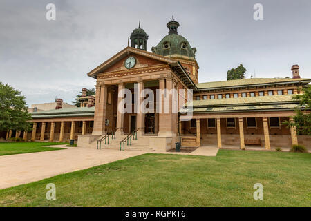 Victorian court house building in the city of Bathurst, regional New South Wales,Australia, still an operational District and local court Stock Photo