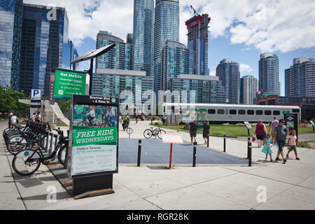 Toronto Railway Museum and Bike Share Toronto docking station, Roundhouse Park, Toronto, Ontario, Canada Stock Photo