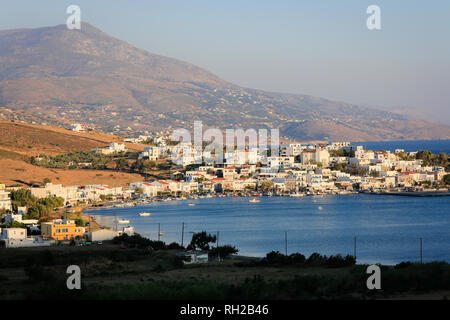 Gavrion, island of Andros, Cyclades, Greece - Gavrion is the port of the Greek island of Andros.  Gavrion, Insel Andros, Kykladen, Griechenland - Gavr Stock Photo