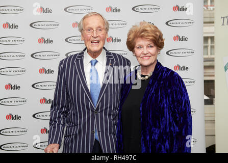 Nicholas Parsons at the Oldie of the Year Awards 2019 Oldie of the Year Lionel d’Or Oldie of the Year Award,  Lionel Blair, 90. Amanda Barrie and the  Stock Photo