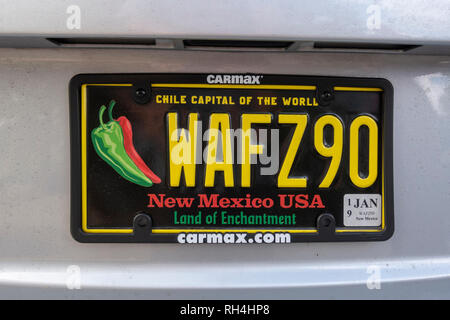 Colorado could get a license plate with chili on it; New Mexico is