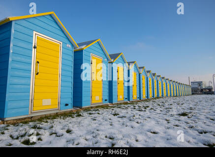 Bognor Regis, UK. 1st February, 2019. Heavy snowfall sweeps across the UK, Bognor Regis, United Kingdom, 1st February 2019. Snowy scenes at the promenade at Felpham beach near Bognor Regis, a rare sight on the South Coast of England. Credit Stuart C. Clarke/Alamy Live News. Stock Photo