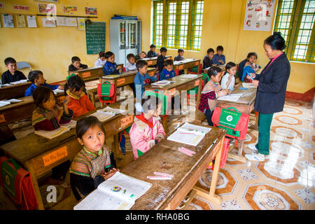 nr. Bac Ha, Vietnam; Thai Ha Pho village school. Stock Photo