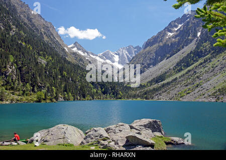 The beautiful Lac de Gaube, near Cauterets in the French Pyrénées Stock Photo