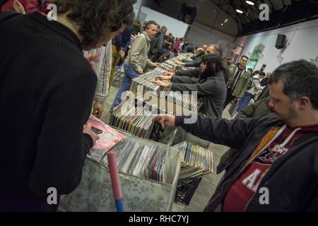 Athens, Greece. 1st Feb, 2019. People seen searching for vinyl during the event.Vinyl Market is a festival with many new disc collections, many collectibles and new releases. It also has collections of other music themes, CDs, Posters, music magazines, books and many other related exhibits. Credit: Nikolas Joao Kokovlis/SOPA Images/ZUMA Wire/Alamy Live News Stock Photo
