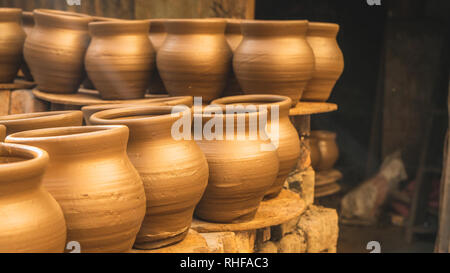 ceramic pot outside under the sun in the dharavi slum in bombay Stock Photo