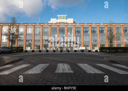 The Hub, serviced offices in a renovated art deco style building on Farnborough Business Park, Hampshire UK. Stock Photo