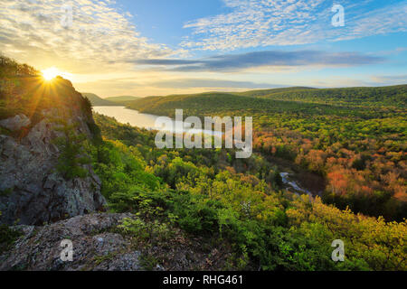 Sunrise, Escarpment Trail, Lake of the Clouds, Porcupine Mountains Wilderness State Park, Ontonagon, Michigan, USA Stock Photo