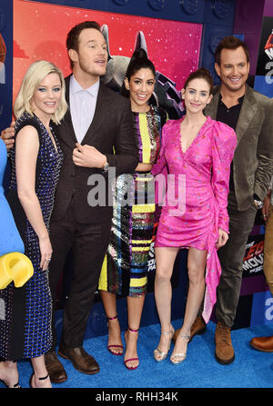 WESTWOOD, CA - FEBRUARY 02: (L-R) Elizabeth Banks, Chris Pratt, Stephanie Beatriz, Alison Brie, and Will Arnett attend the Premiere Of Warner Bros. Pi Stock Photo