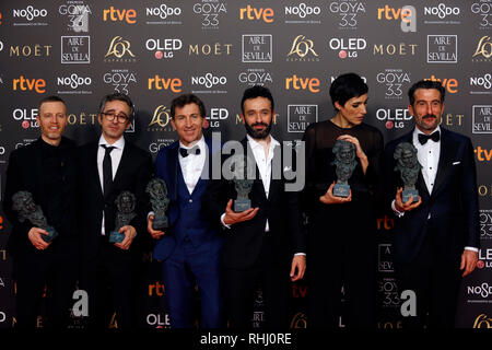 Sevilla, Spain. 2nd Feb 2019. Goya's winners are seen during the 33rd edition of the Goya Cinema Awards in Seville. Credit: SOPA Images Limited/Alamy Live News Stock Photo