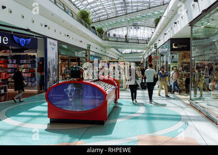 Shoppers in Vasco da Gama Shopping Centre in Lisbon, Portugal Stock Photo