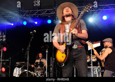 Lukas Nelson performing at the Cornbury Music Festival, Great Tew, Oxfordshire, UK. July 13, 2018 Stock Photo