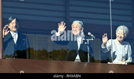 Tokyo, Japan - Emperor Akihito, accompanied by Empress Michiko, makes a public appearance - his last as Japans emperor. 2nd Jan, 2019. receiving thousands of well-wishers during an annual New Year audience at the Imperial Palace in Tokyo on Wednesday, January 2, 2019. Akihito is set to abdicate on April 30, to be succeeded by his eldest son, Crown Prince Naruhito, on May 1. Credit: Natsuki Sakai/AFLO/Alamy Live News Stock Photo