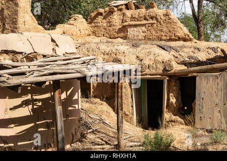 Dilapidated adobe buildings in Ranchos de Taos, New Mexico, USA Stock Photo