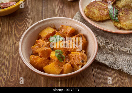 Sitaphal ki Subzi, indian cooking delicios and healhy recipe made with potatoes and pumpkin Stock Photo