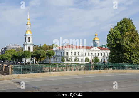 St. Nicholas Naval Cathedral or St Nicholas Maritime Cathedral, a major Baroque Orthodox cathedral in the western part of Central Saint Petersburg Stock Photo