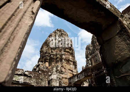 Kambodscha, Provinz Siem Reap, Region Angkor, buddhistische Tempelanlage Bayon, T?rme mit Monumentalgesichter, Stock Photo