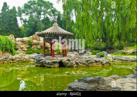 Chinese garden, Ritan Park, Beijing, China Stock Photo