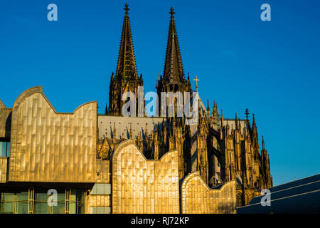 Kölner Dom, Museum Ludwig, Köln, Nordrhein-Westfalen, Deutschland, Europa Stock Photo