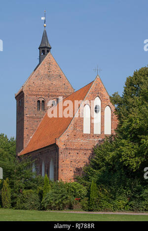 Deutschland, Niedersachsen, Bad Zwischenahn, Sankt-Johannes-Kirche, Stock Photo