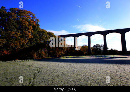 WEATHER/AUTUMN PICTURE. Frosty start for North Wales. Pictured: Early morning light at the Pontcysyllte Aqueduct.  Monday 29th October 2018. Stock Photo